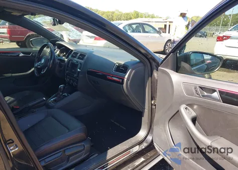 2017 Volkswagen Jetta Gli из США, поврежденный, VIN 3VW4T7AJ5HM205750